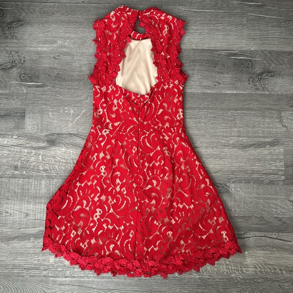 Francesca’s Dress - Picture 4 of 5